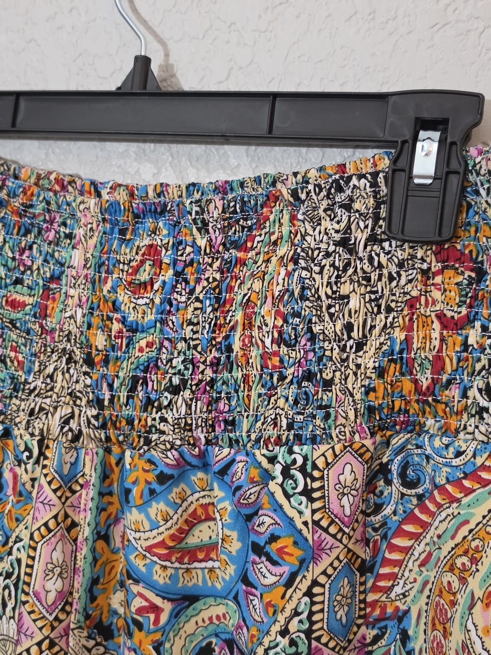Cupshe Paisley Smocked Waist Tapered Leg Cover Up Pants Womens Medium NWOT - Picture 5 of 13